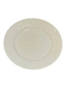 Oneida White Wick Salad Plate in Excellent Used Condition 7-3/4” x 1/2” - Picture 1 of 2