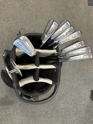 Juego de palos de golf de hierro Hogan Director de colección 3-9 + varillas vectoriales ecualizadoras + bolsa Foto 1 de 4