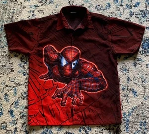 VTG 2002 Spider Man Mens Small Red Short Sleeve Button Up Shirt AOP Y2K MARVEL - Picture 1 of 7