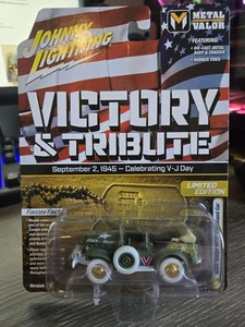 2025 JOHNNY LIGHTNING VICTORY & TRIBUTE WWII DODGE WC57 COMMAND White Lightning - Picture 1 of 13