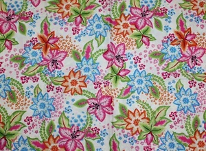 1/2 Yard of Floral Print - Picture 1 of 2