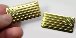 Emblema de metal dorado con bandera estadounidense de EE. UU. para automóviles, camionetas 1""x2"" juego pequeño de 2 piezas - Imagen 1 de 1