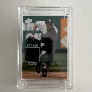 DEREK JETER 2022 Jersey Fusion Card 2011 Game Used Patch Swatch New York - Picture 1 of 7
