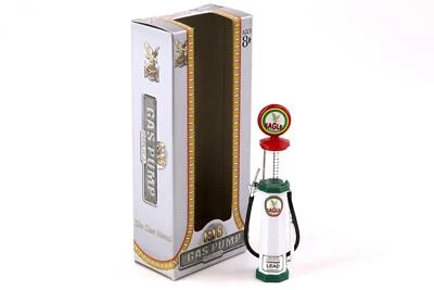 1:18 Road Signature Gas Pump Pompa Gas Eagle Benzina Bianco/Rosso/Verde - Immagine 1 di 2