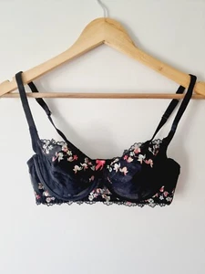 INTIMO Black Floral Soft Cup Bra SIZE 32D 10D unpadded - Picture 1 of 3
