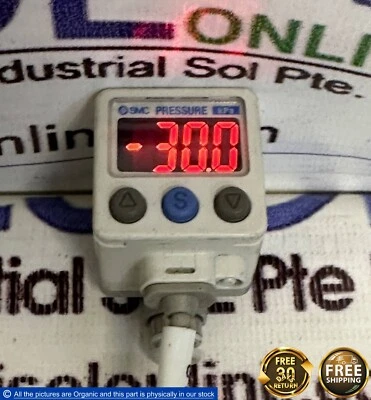 SMC ZSE40A-C6-R Digital Pressure Switch -101.3kPa High-Precision ZSE40A-Series - Image 1 of 4