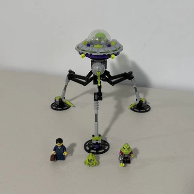 LEGO - Alien Conquest - 7051 - Complete W/minifigs - Image 1 of 4