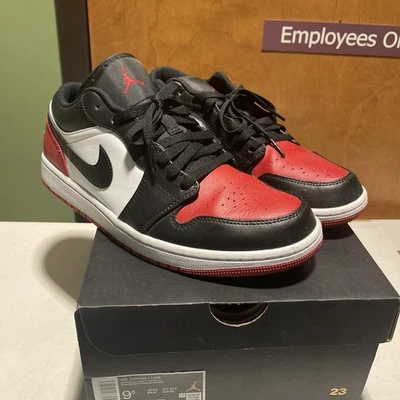 NUEVO Nike Air Jordan 1 Low NBY Bred Toe Gimnasio Rojo Negro 553558-161 Hombres Talla 9.5 Foto 1 de 4