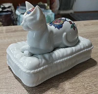 Caja baratija gato sentado porcelana bizancio vintage Elizabeth Arden Foto 1 de 4