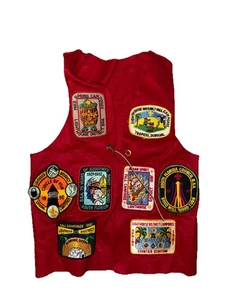 Vintage 1970-80s m Boy Scouts Vest With 8 Patches - Picture 1 of 6