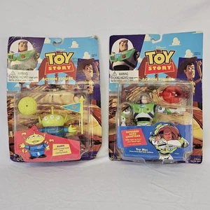 Lot of 2 Toy Story Infrared Buzz Lightyear & Alien Figures Thinkway Disney 1995 - Picture 1 of 8