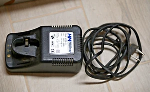 Ladegerät für Wekzeugakkus - Akkuschrauber - 18 V - 2,5A - HM Müllner HY66-24 - Picture 1 of 2