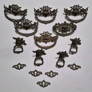 Antique Vintage Brass Face 6 Drawer Pulls 4 Ring Pulls and 5 Keyhole Covers RARE - Picture 1 of 11