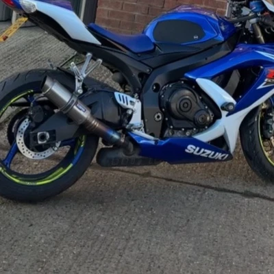 escape eléctrico rojo escorpión  - Imagen 1 de 3