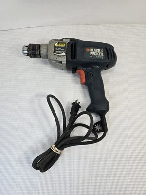 BLACK AND DECKER DR500 DRILL 120 VOLT CORDED 5 AMP 0-750 RPm No Chuck Tool - Image 1 of 4