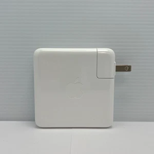 Adaptador de corriente USB-C original Apple 96W para MacBook Air/Pro (Modelo A2166) - Usado. - Imagen 1 de 4