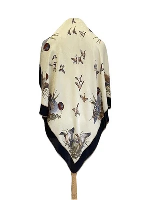 AS8# Bufanda de Seda Italiana Vintage Pájaros Pato Escena de Caza Crema Negra Hecha en Italia Foto 1 de 4