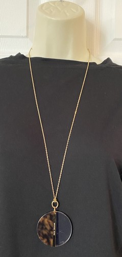 Collana lunga Michael Kors MK tono oro trasparente e ghepardo stampa animalier pendente