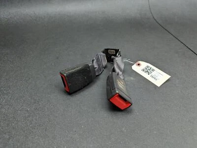 Hebilla del cinturón de seguridad trasero izquierdo Chevrolet Cruze 2017 13409373 2016 2018 2019 Foto 1 de 4