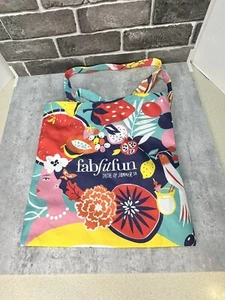 Fabfitfun Sommertasche 2018  - Bild 1 von 2