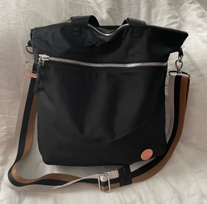 SHORTY LOVE schwarz Nylon WUNDER wandelbare Beuteltasche Kuriertasche Handtasche Tasche-NEU ohne Etikett - Bild 1 von 8