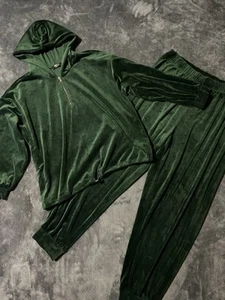 Jolie & Joy Womens Size 1X Green Sweatsuit Hoodie Joggers Soft Stretchy Velour - Picture 1 of 5