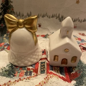 Cracker Barrel Christmas Church & Bell salt and pepper shaker set 2025 Holiday$ - Picture 1 of 13