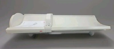 Infantómetro SECA 416 para medir bebés y niños pequeños en cm/pulgada Foto 1 de 4