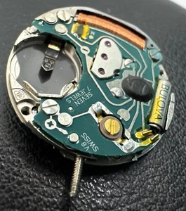 Movimiento Eta 956.114 956.112 Swiss Made con segundero central perfectamente reparado - Imagen 1 de 5
