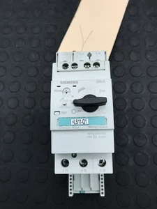 SIEMENS 3RV1031-4FA10 Circuit Breaker USED - Picture 1 of 4