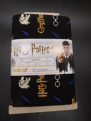 Harry Potter 1 码预切面料 100% 棉 36 英寸 x 44 英寸  — 第 1/2 张图片