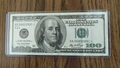 2006 Federal Reserve Note $100.00. Low Printing only 128,000 Star note CIRCULATE - Image 1 of 4
