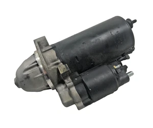 BOSCH Anlasser MERCEDES 190 124 CLK C E G M S V SL SPRINTER VARIO VIANO VITO - Picture 1 of 4