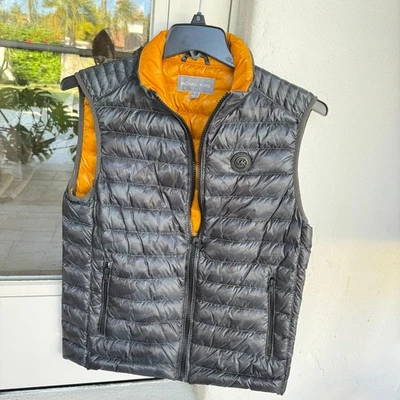 Michael Kors Men’s Puffer Vest in Grey Camo - NWT - Size S - Lightweight - Image 1 of 4