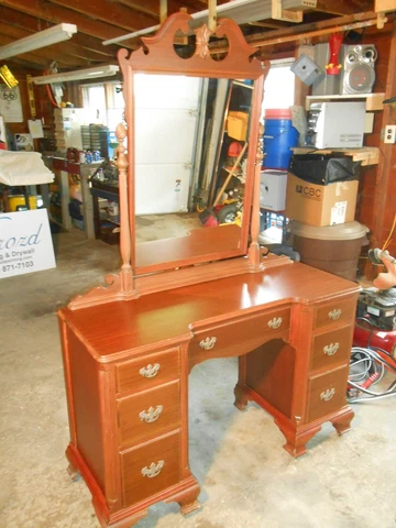 Mahogany Antique Dresser with Mirror Cover
