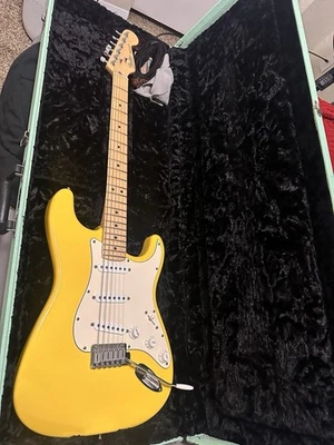 1989 USA Fender Stratocaster  - Image 1 of 4