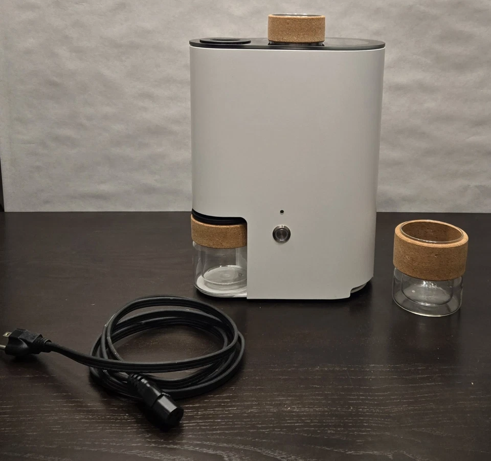 Tostador de café Ikawa Home 100 g - Tostador basado en aplicaciones usado en excelente estado Foto 1 de 4