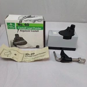Faber Castell No 60 "Castell Bleizeiger" Bleistiftspitzer mit Muschel - Bild 1 von 8