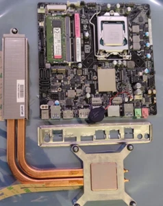 CPU Intel i5-6500 cuatro núcleos 3,2 GHz, placa Asus Q170T Mini ITX 8 GB DDR4, doble Lan - Imagen 1 de 14