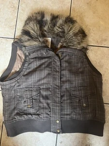 Gilet Fat Face marrone a quadri con zip: taglia 18 con colletto in pelliccia sintetica - misto lana - Foto 1 di 3