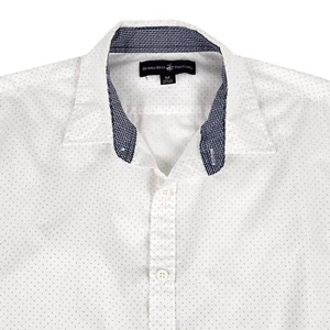 Camisa Polo Club Beverly Hills Para Hombre Talla Mediana Blanca con Botón Negro a Lunares - Imagen 1 de 8