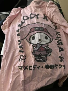 Box Lunch Hello Kitty & Friends Girl's T-Shirt Pink Teen Size Large - Picture 1 of 2