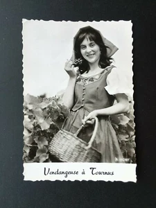 Carte Postale Ancienne Animée Photo véritable - Vendangeuse à Tournus - Picture 1 of 1