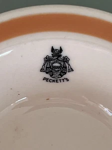 1950s Peckett’s Hotel Franconia NH Family crest 1st Ski School berry bowl 5.25” - Picture 1 of 3