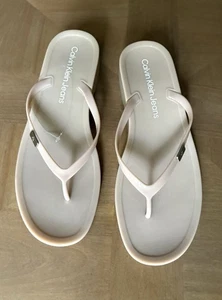 Sandalias planas de gelatina Calvin Klein para mujer rosa claro EE. UU. 9M UE 39 - Imagen 1 de 7