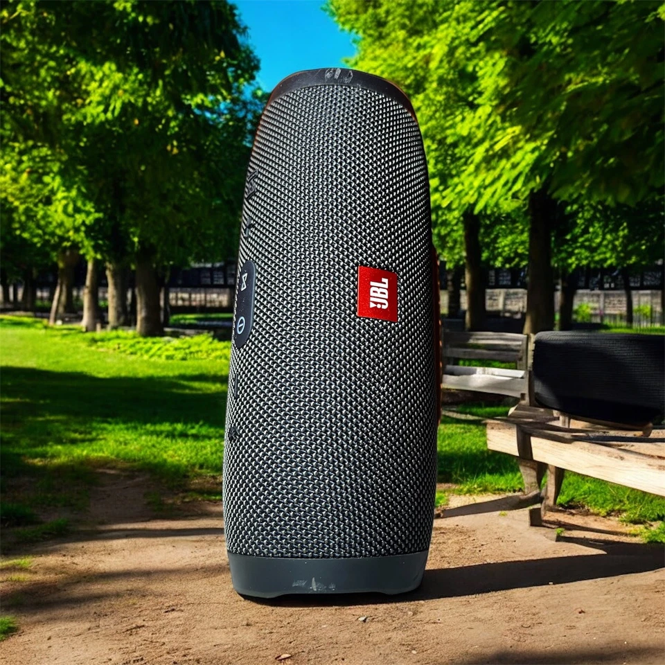 JBL Charge 3 Portable Bluetooth Powerful Sound, Waterproof, Long Battery Life - Bild 1 von 4