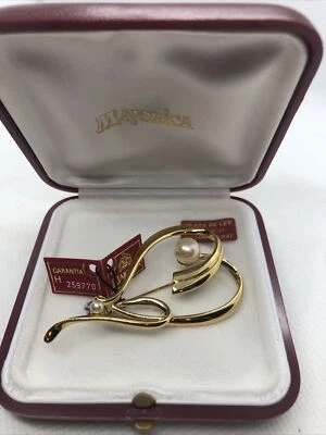 Solid Sterling silver Over 18k Pin Majorica Brooch Heart with Pearls - Image 1 of 4