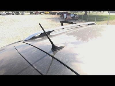 2014 2015 2016 2017 2018 JEEP CHEROKEE Antenna  - Image 1 of 4