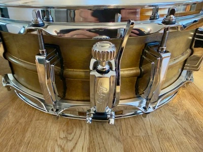 Tarola Ludwig latão bruto - 5 x 14 polegadas - pátina crua - Imagem 1 de 4