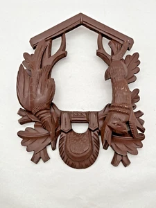 Vintage Cuckoo Clock Case Front Frame Wood 11" Tall, 8 1/4" Wide. (0748) - Picture 1 of 4